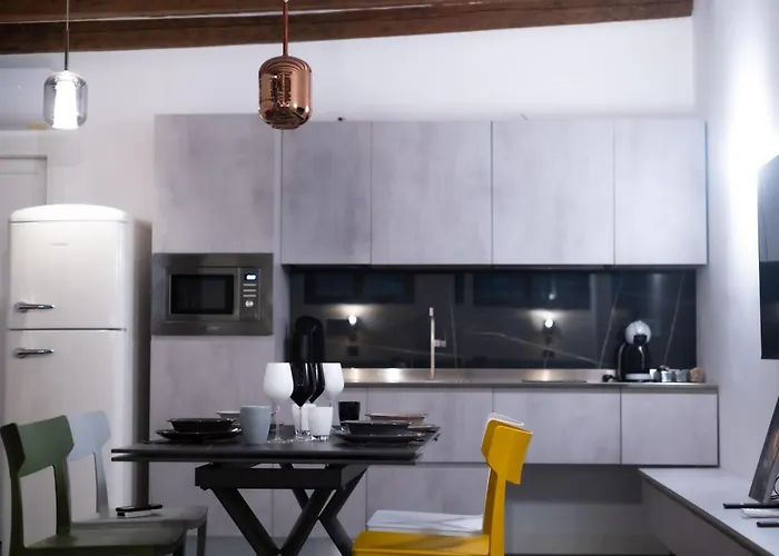 Ca Romeo 1 Apartment *